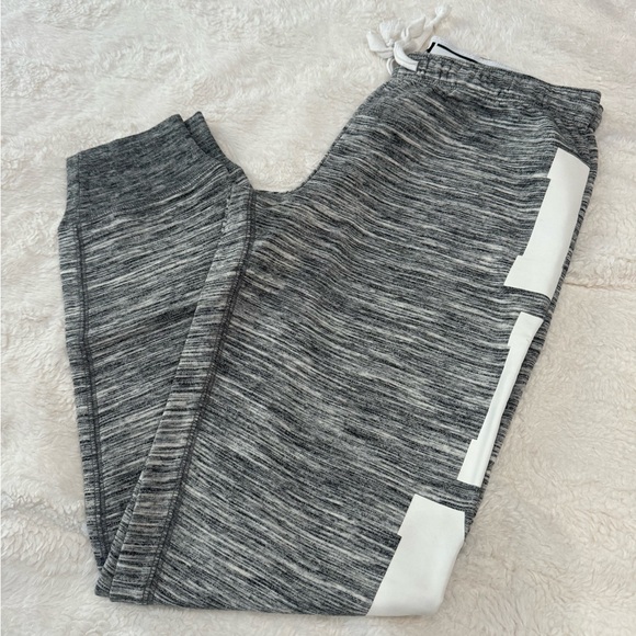 Victoria Secret Pink Jogger Sweatpants - Picture 1 of 3